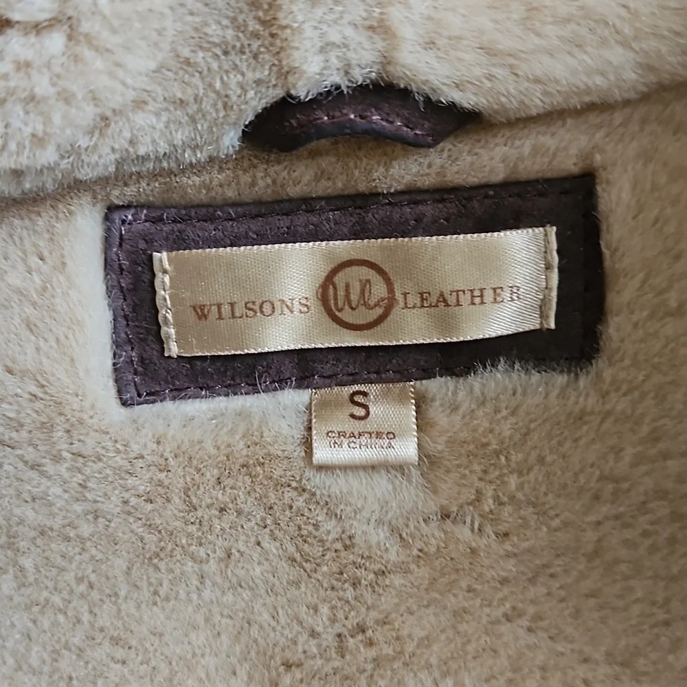 Wilsons Leather Genuine Leather Fur Lined Jacket. - Picture 10 of 12